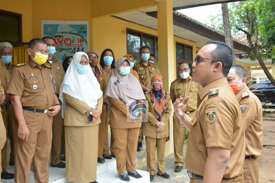  Wakil Bupati Lampung Tengah Ardjito Wijaya melakukan Sidak ( Inspeksi Mendadak ) ke Dinas LH